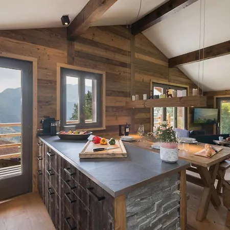 Capricorne Alpine Chique Sauna Chalet Riddes