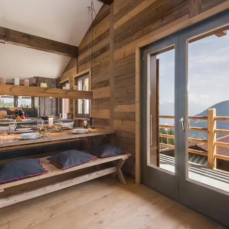 샬레 Capricorne Alpine Chique Sauna *