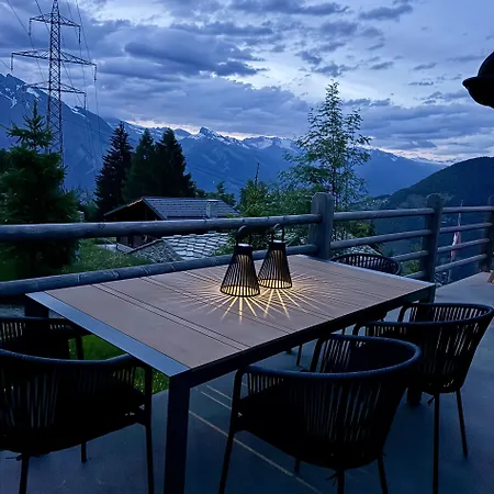 샬레 Capricorne Alpine Chique Sauna Riddes